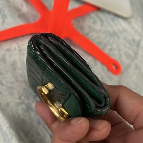 Chloé Compact Wallet - Picture 10 of 10